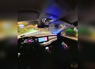 Cagoulés et gantés après le saccage de Paris, ils se font choper pour une razzia de Doliprane
