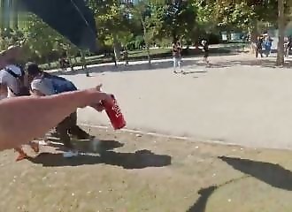 Youtubers attacked by pickpockets near the Eiffel Tower
