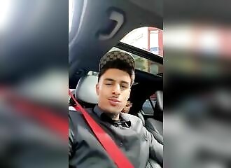 4 français roulent à 200 km/h et se plantent dans un arbre