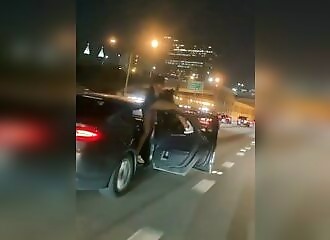 Pendant ce temps à Atlanta ...