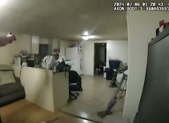 Vidéo horrifiante : une femme malade mentale abattue par un policier, ce dernier arrêté pour meurtre