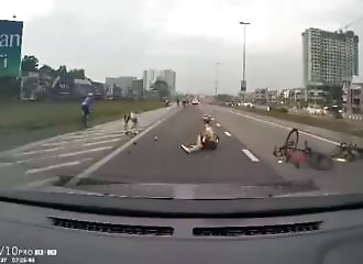 Motorist hits cyclist because he is in the middle of the road