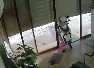 Blatant failure as she tries to close her blinds 