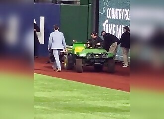 Fan falls 6 meters from bleachers (Warning - shocking)
