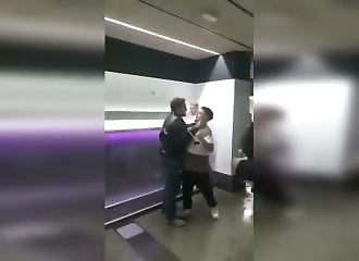 Aggressive man in Badalona quickly regrets his outburst