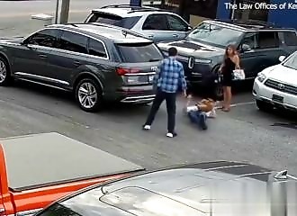 Un chauffeur Uber en situation irrégulière met un coup de boule à un PDG