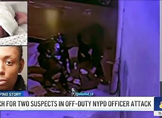 Police officer assaulted and robbed on New York street