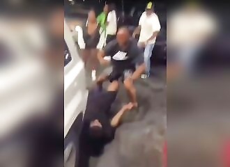 Quelqu'un va avoir besoin d'un rendez-vous chez le dentiste