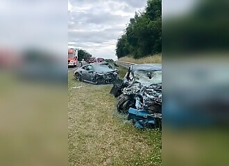 New video of the crash between a Porsche and a BMW
