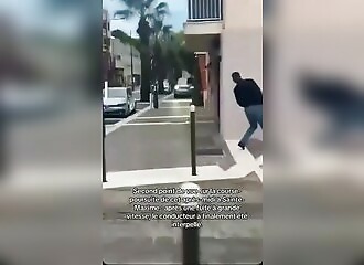 A man speeds away from the police in Sainte-Maxime