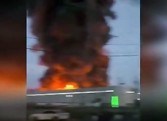 Russia: These images show the extent of the fires following a drone attack